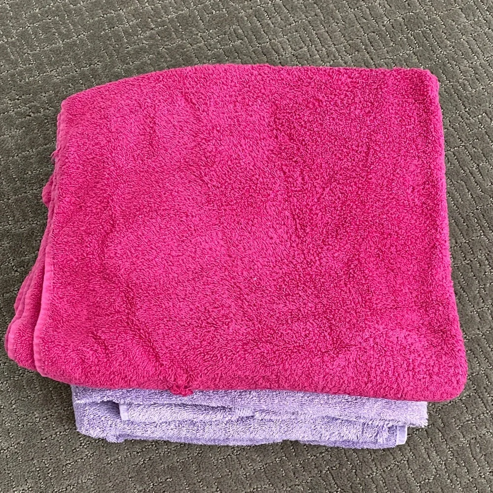 4 Pink & Lavender Bath Towels